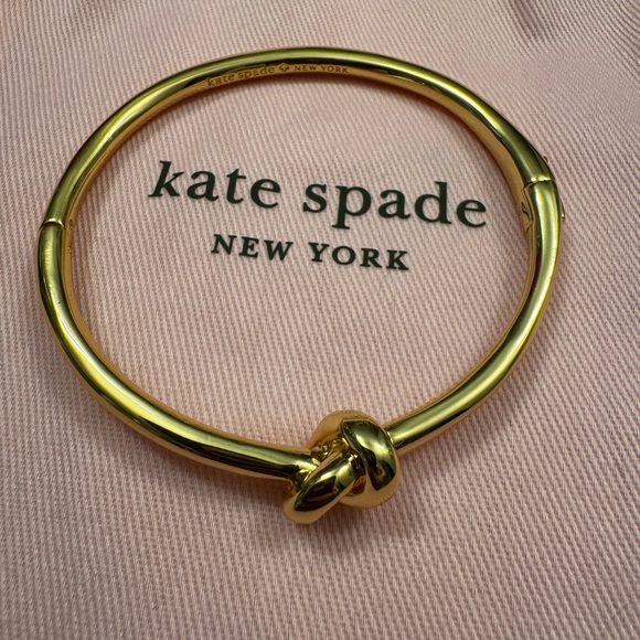 Kate Spade Outlet Sailor’s Knot Hinge Bangle - Picture 5 of 6